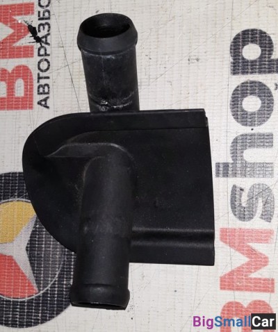 Трубка, патрубок приточный mercedes w202