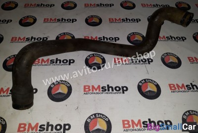 Патрубок радиатора нижний Mercedes Vito w638