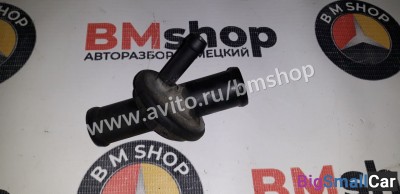 Тройник системы охлаждения Мерседес W210