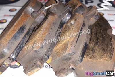 Колодки тормозные передние Mercedes Vito w638