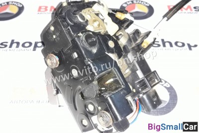 Замок двери Audi A6 C5 Замок двери Audi A6 C5