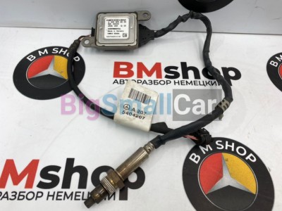 Лямбда-зонд левый Mercedes C350 2012 W204 276.957 A0009056900 - купить Краснодаре