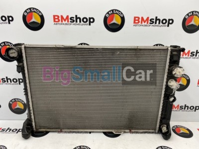 Радиатор ДВС Mercedes C350 2012 W204 276.957 A2045003603 - купить Краснодаре
