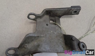 Кронштейн двигателя задний от Chrysler PT Cruiser 2000-2010 - купить Краснодаре