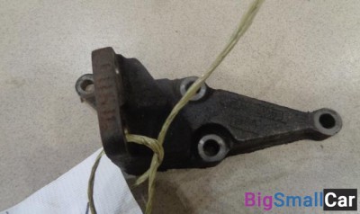 Кронштейн двигателя правый от Toyota CorollaVerso E121, R10 2004-2009 - купить Краснодаре