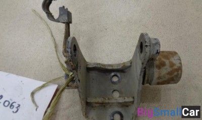 Кронштейн двигателя задний от Toyota Corolla E150 2006-2013 - купить Краснодаре