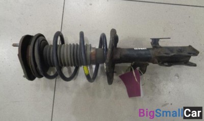 Амортизатор передний левый от Toyota Corolla E150 2006-2013 - купить Краснодаре