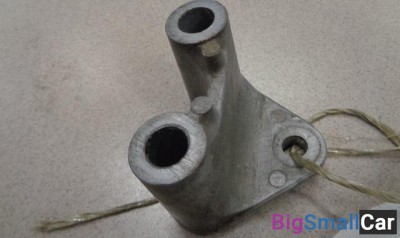 Кронштейн двигателя задний от Mazda 6 GG 2002-2007 - купить Краснодаре