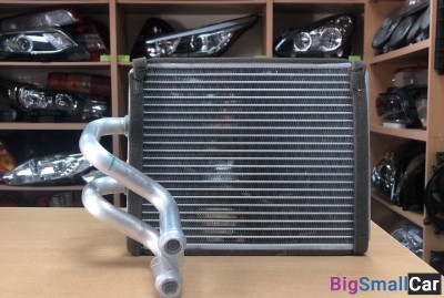 Радиатор печи Kia Sorento 2002-2007 склад16