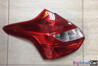 Фонарь Форд Фокус 3 2011- хэтчбек склад16