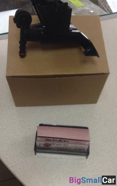 Форсунка омывателя фар правая Toyota Corolla 150 - купить Краснодаре