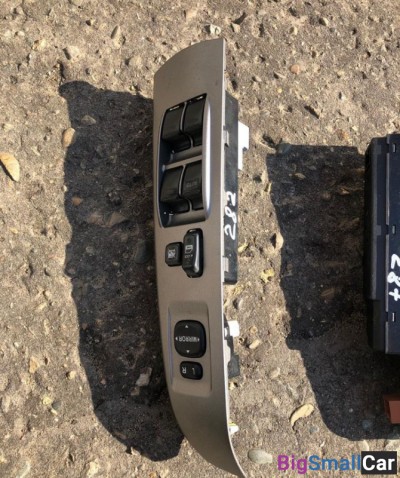 Блок управления стеклоподъемниками Toyota Prius - купить Краснодаре