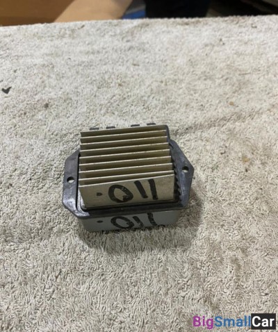 Резистор печки Toyota Prius 20 - купить Краснодаре