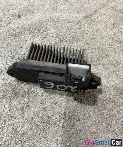 Резистор печки Mazda 3 - купить Краснодаре