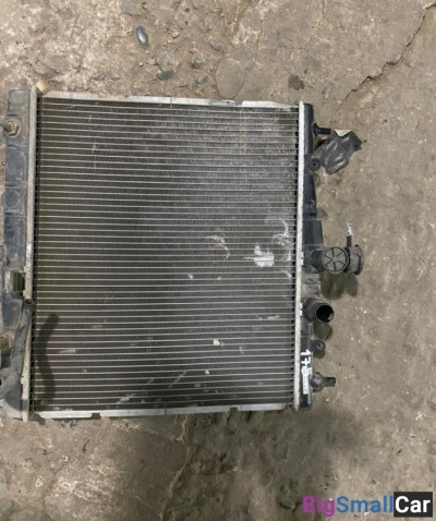 Радиатор охлаждения Nissan note RH - купить Краснодаре