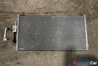 Радиатор кондиционера Nissan March 12