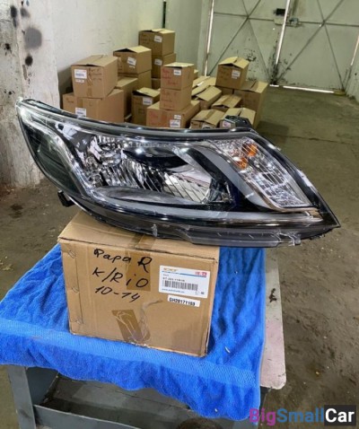 Фара правая Киа Рио Kia Rio