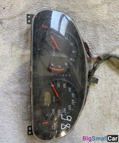 Панель приборов Mazda Demio