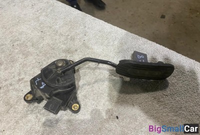 Педаль газа Toyota Corolla 120-124