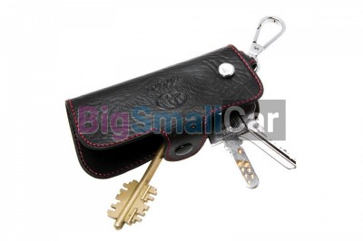 Чехол Для Ключей Toyota Универсальный, Кожаный, Цвет Нити Красный bgt1036